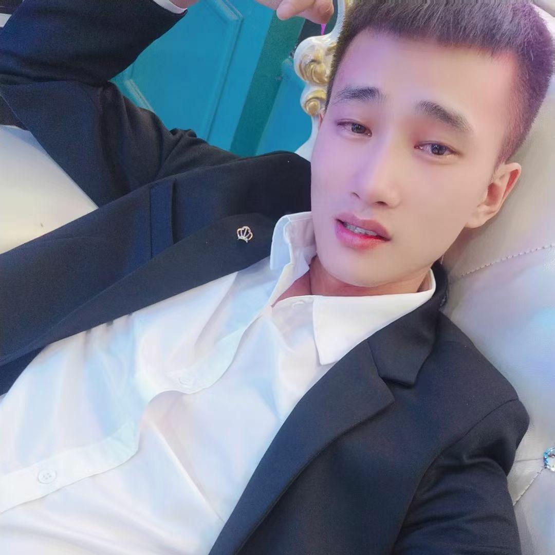 芸鼎商务Ktv 军军