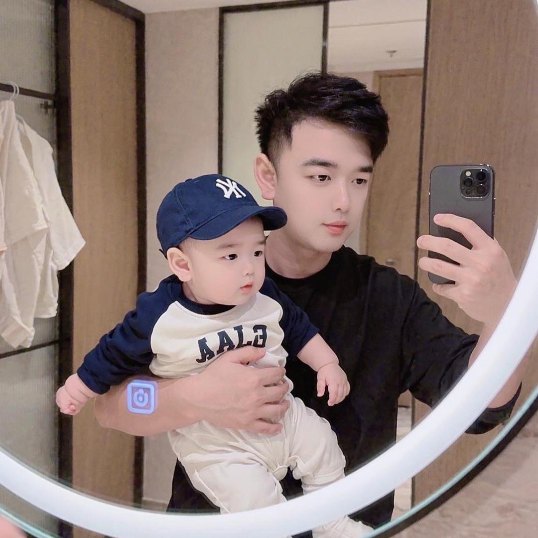 _  ღ   周   -:๑