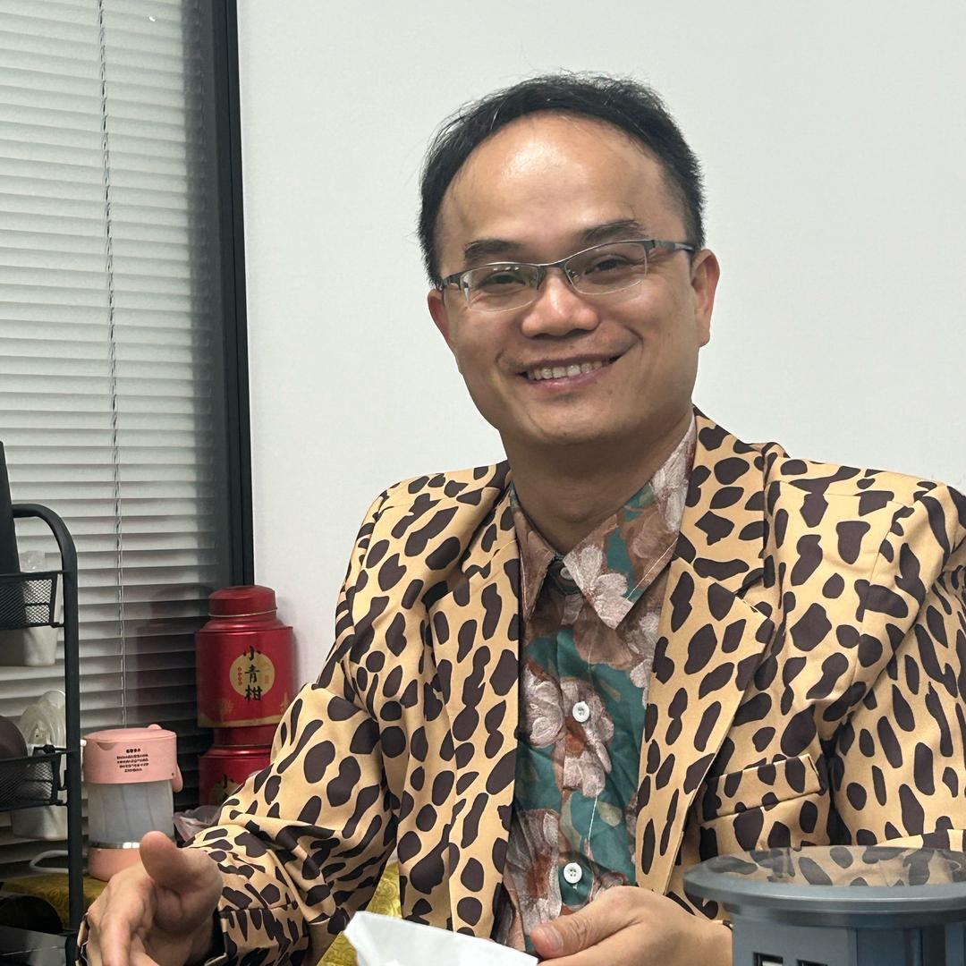 郑淡定（淡定哥）
