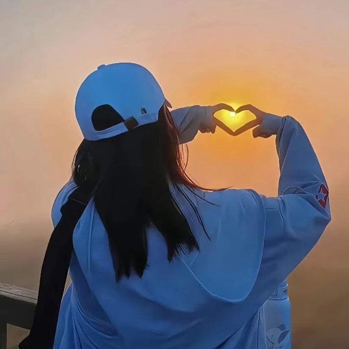 幕后，