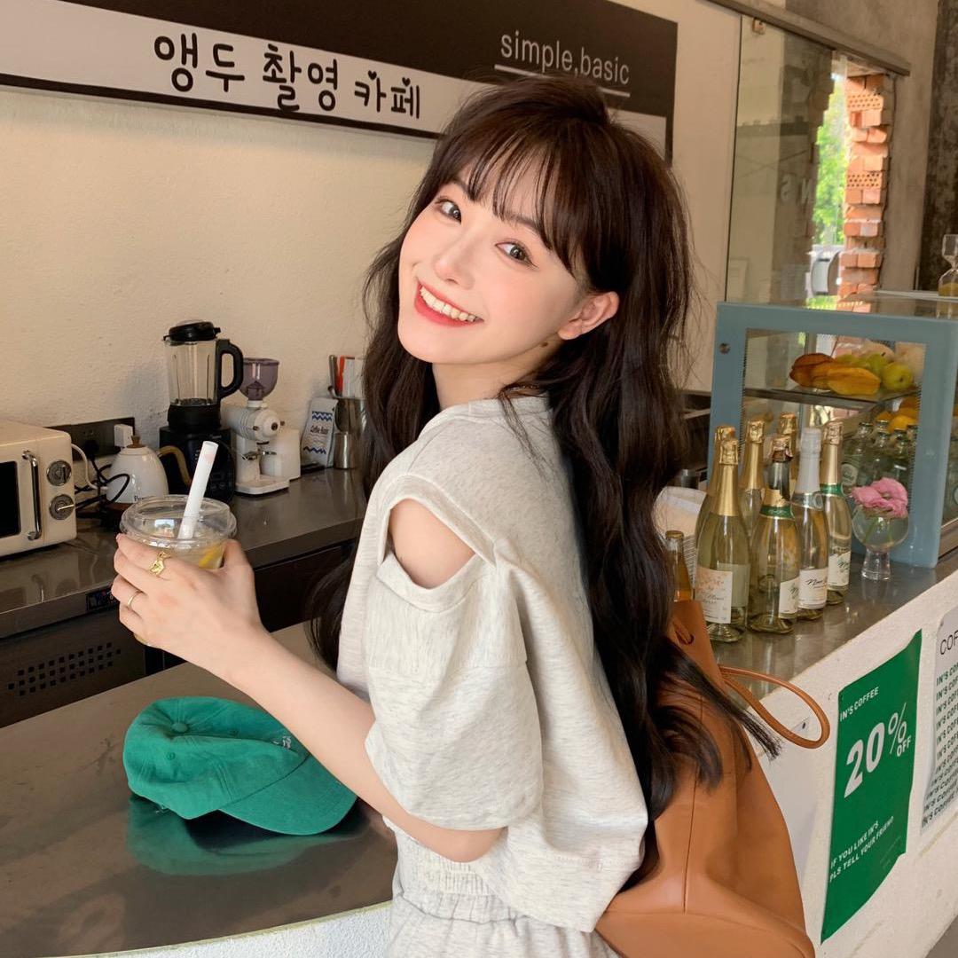 培浩甄选服装店