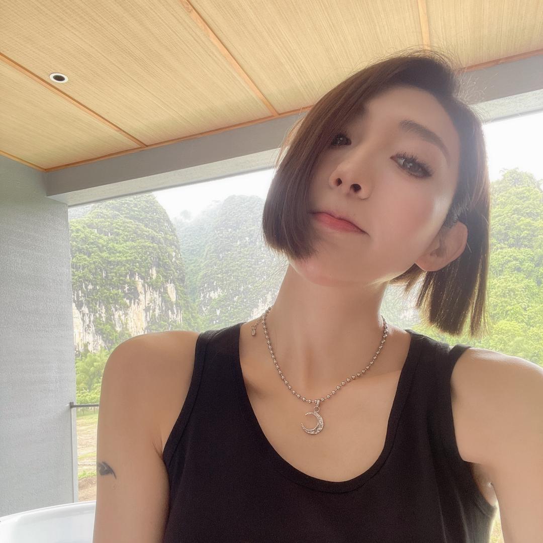 Amy-梁逸冉