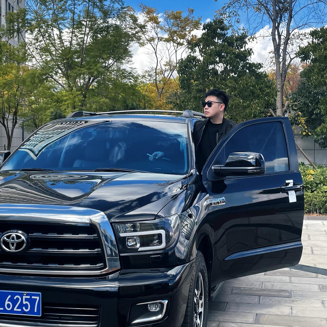 云南煌梵汽车—邱泰平