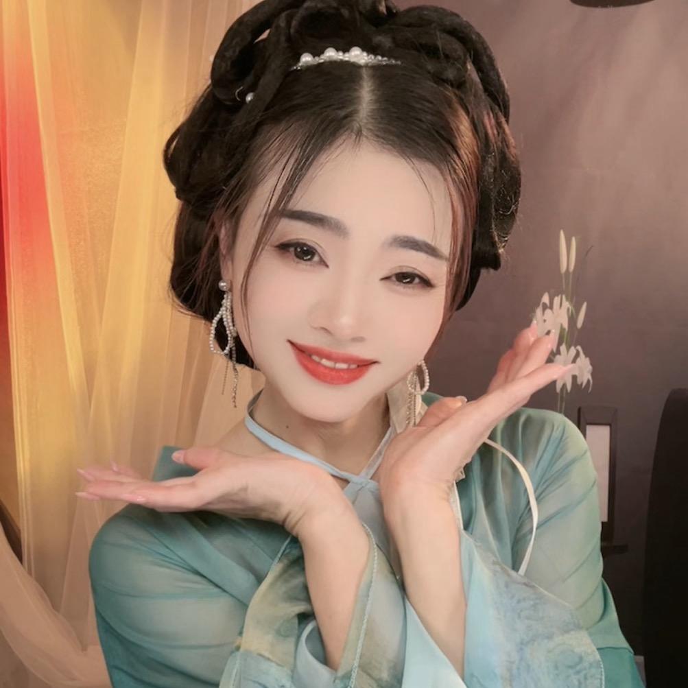 冰杏儿手舞🍀
