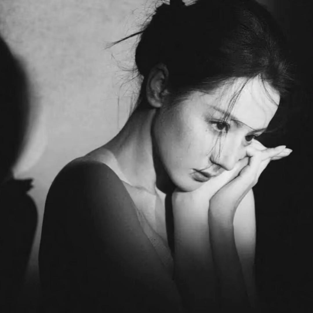 ︋︋︋︋︋   ㅤ ㅤㅤㅤㅤ