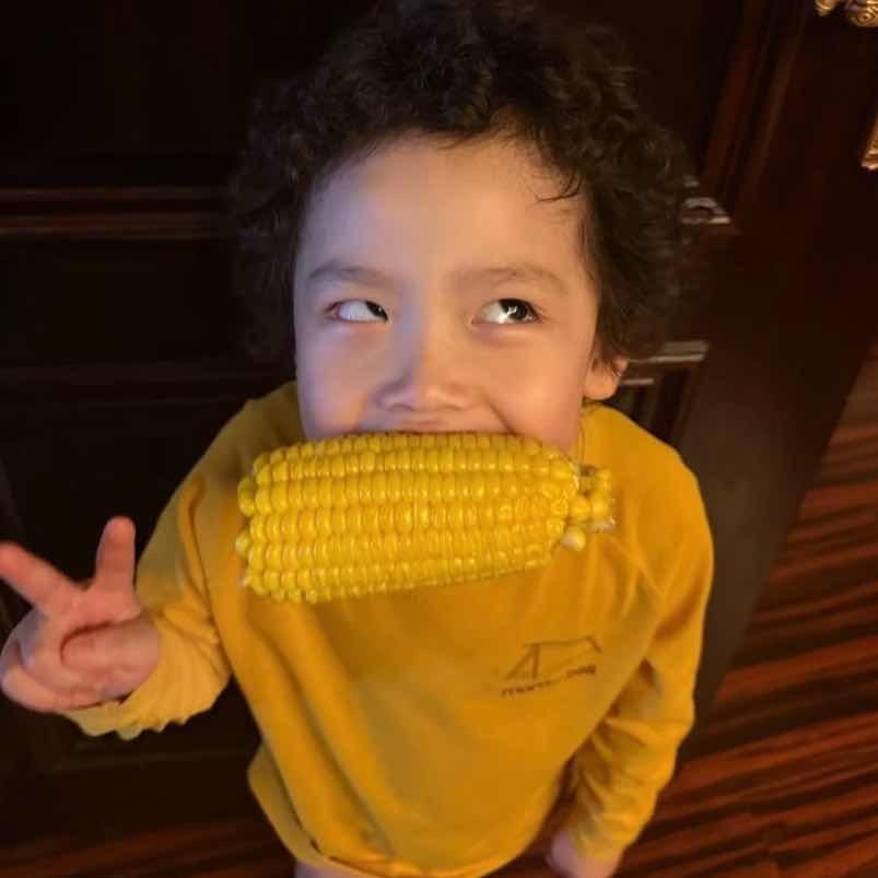 逃.