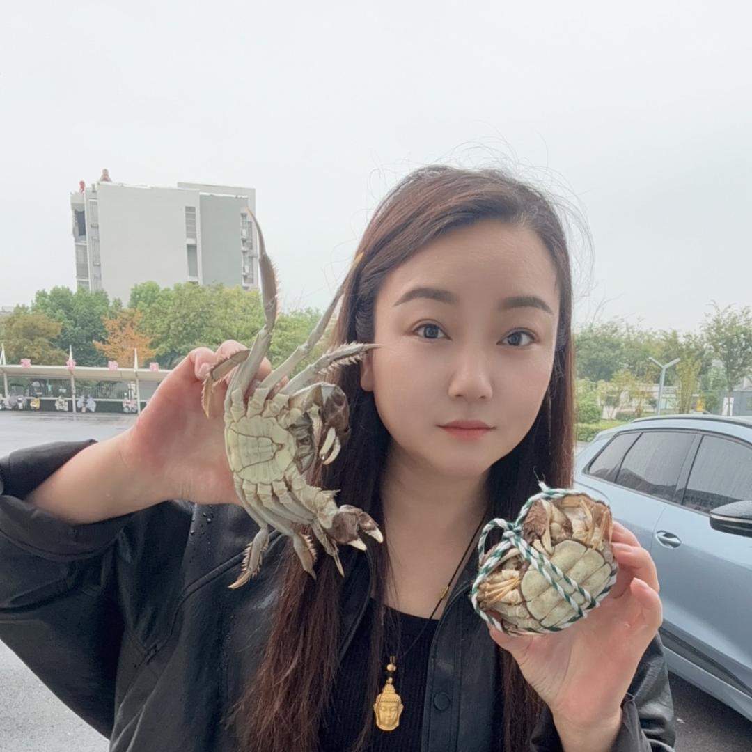 蟹秋皇佳昊海鲜水产专卖店