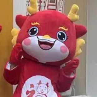再努力点小龙人