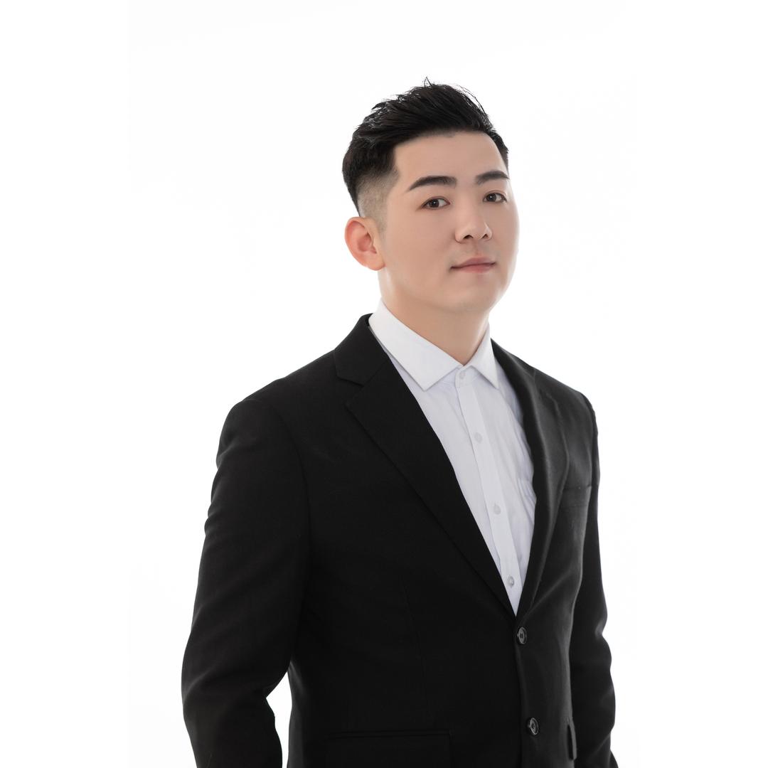 闫康Lawyer