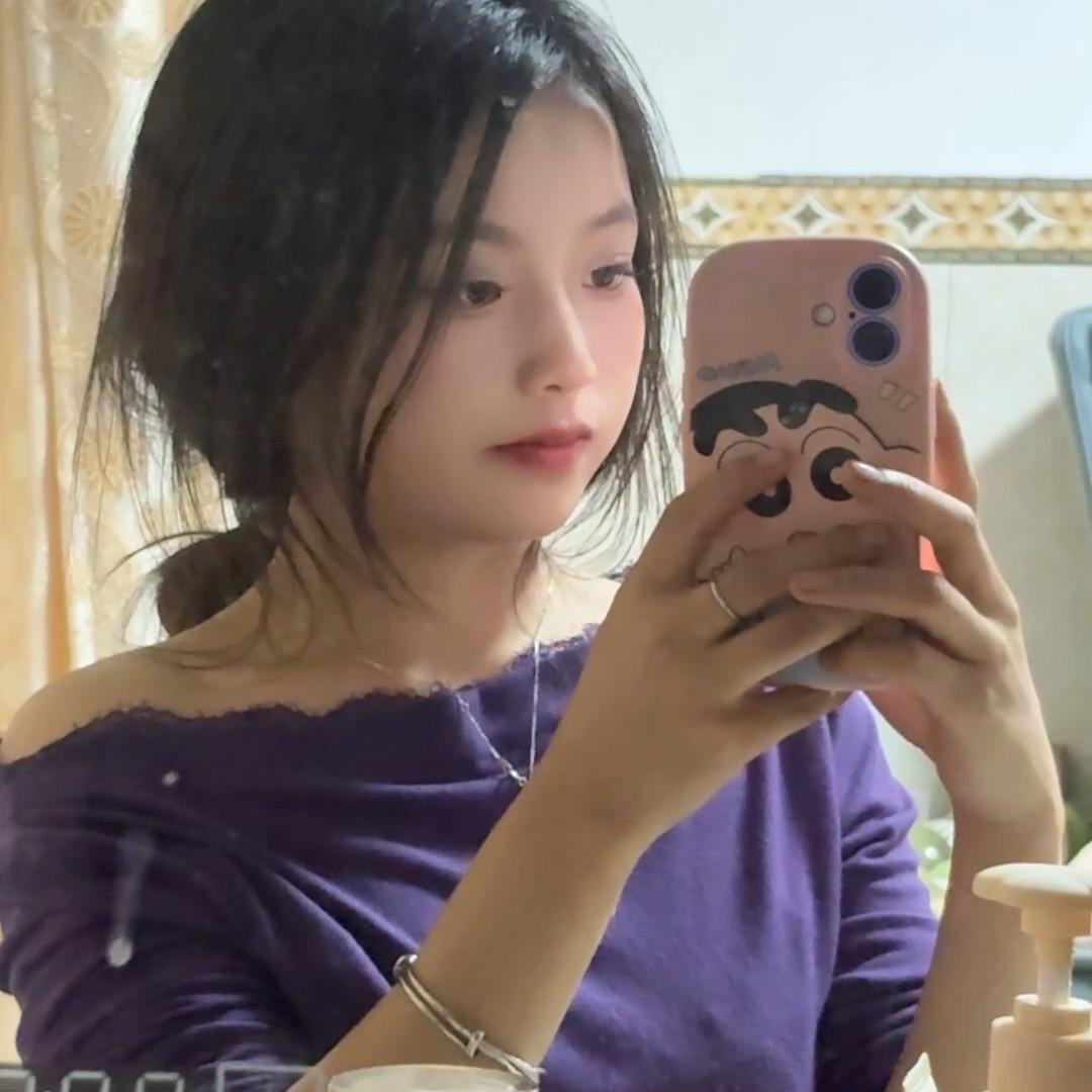 小乖^O^