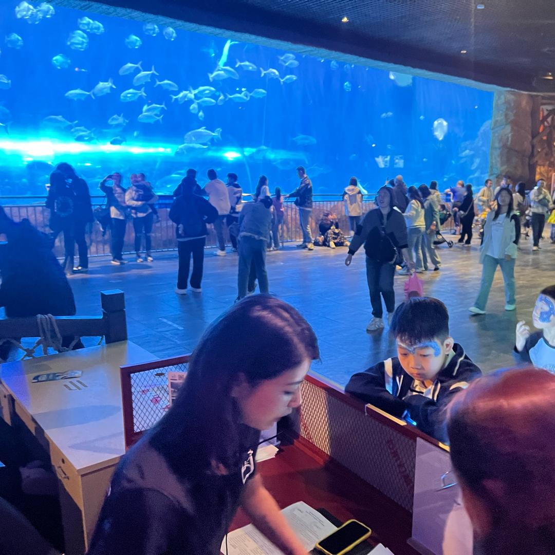 丝路蓝湾潜水中心(华夏海洋馆)