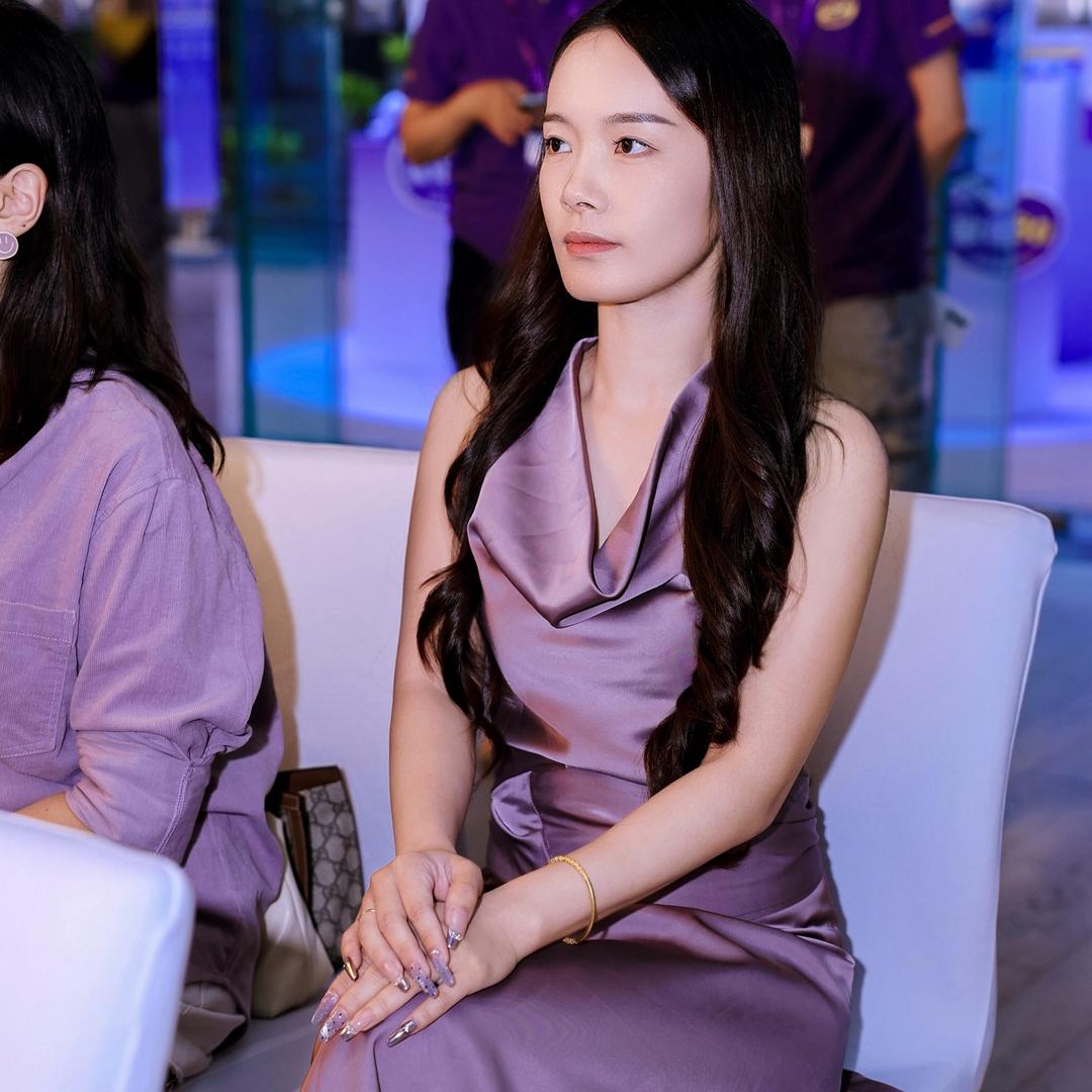 开心到莓烦恼吖~