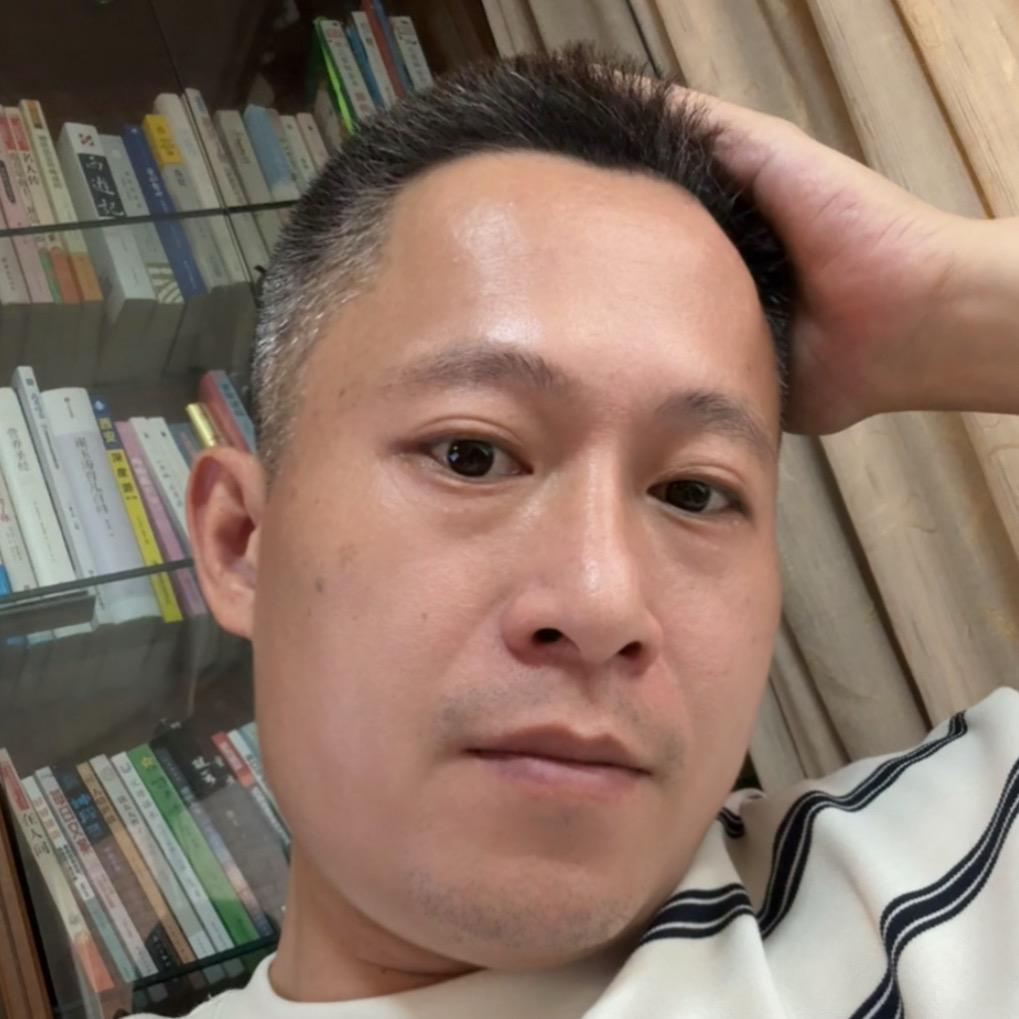 飞翔的老应
