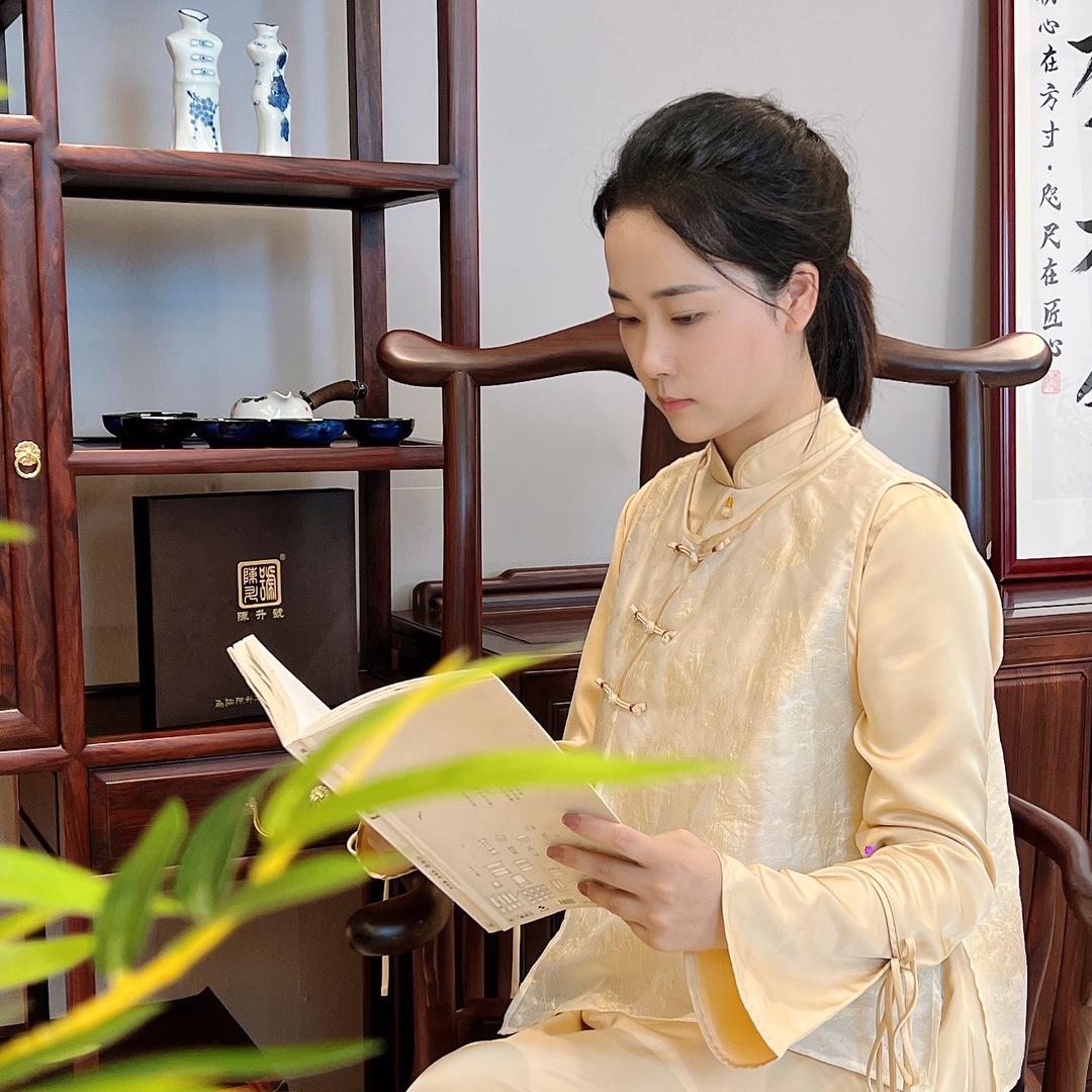 山有木兮家具店个体店红木家具