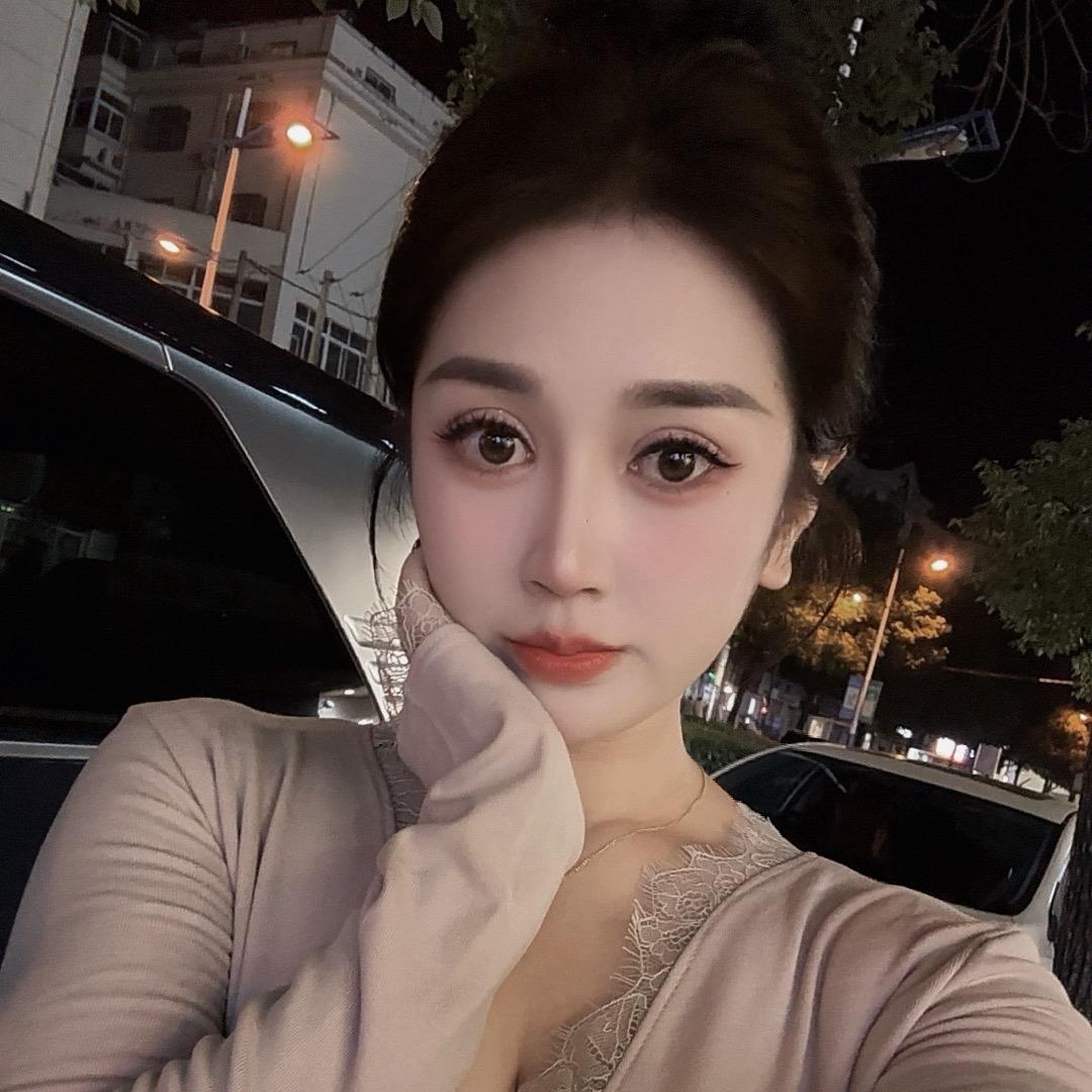 @娜姐  👗
