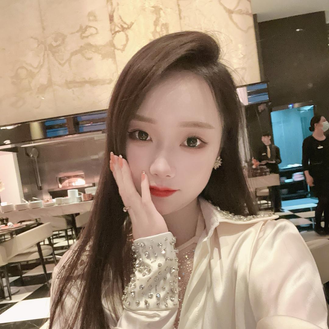 琴儿姐姐🥂