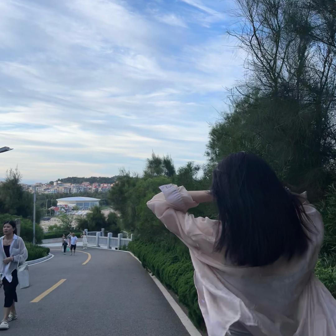 肆