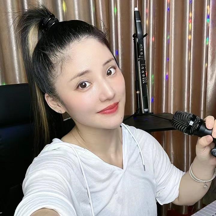 才艺阿娇 电吹管