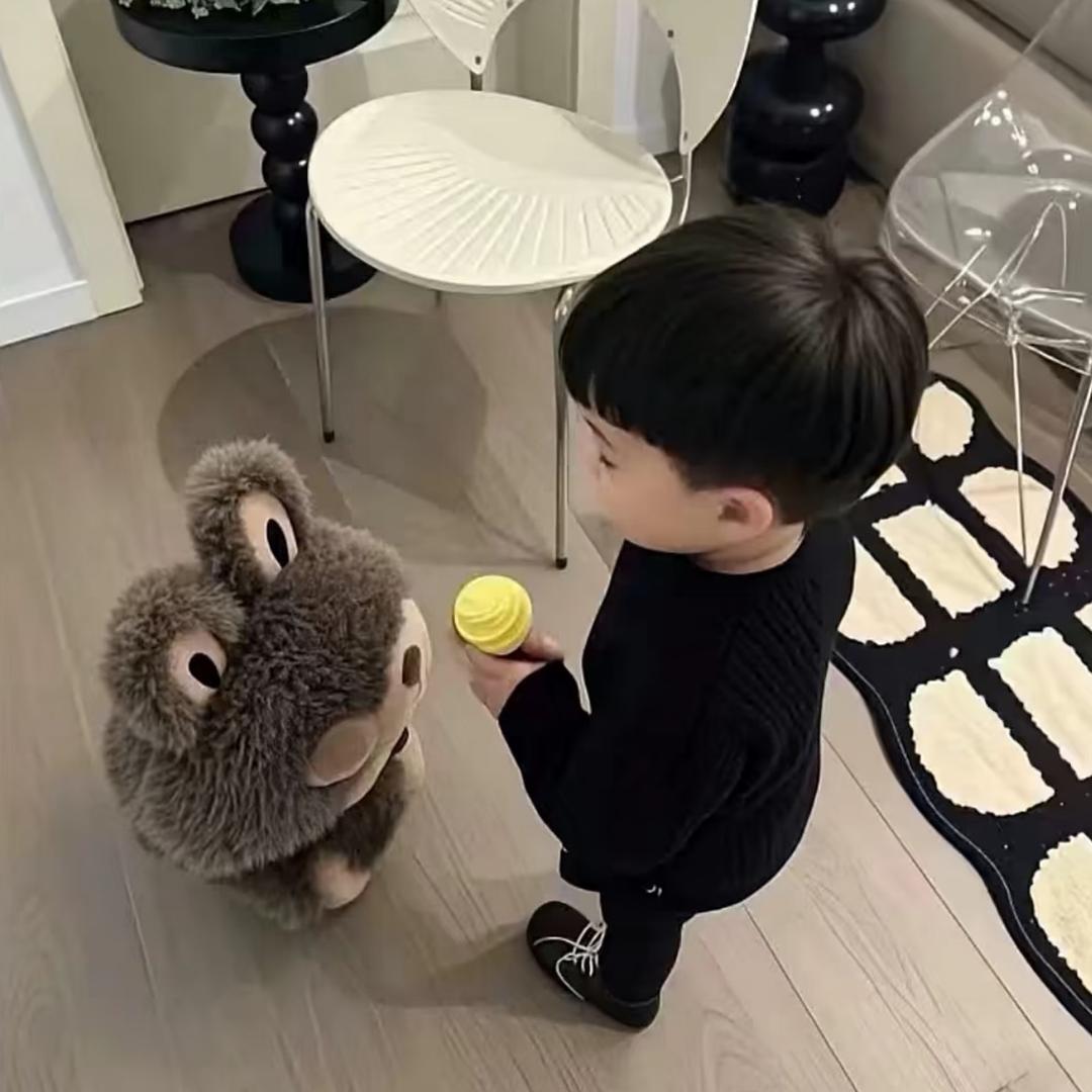 困琳.