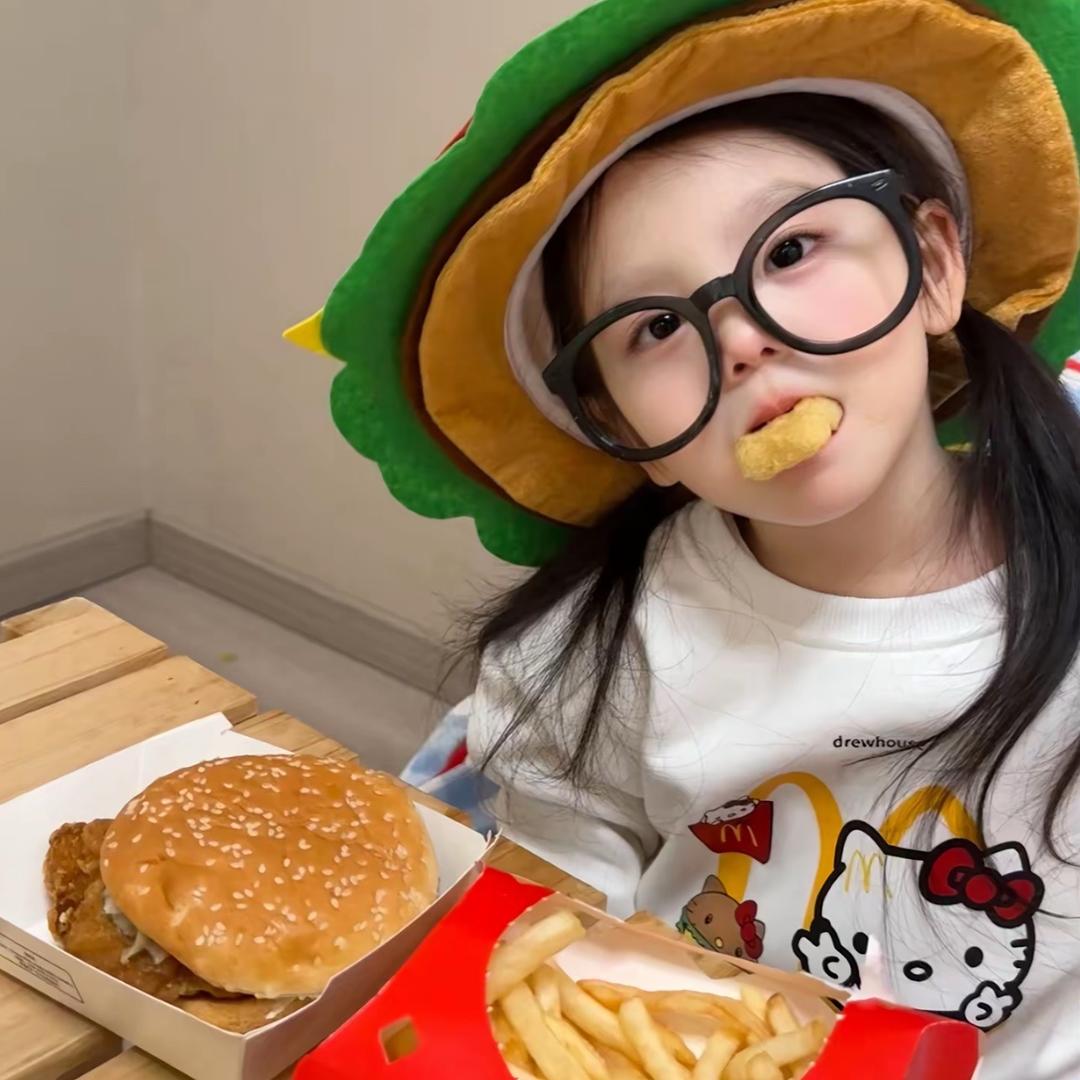 脸圆能怪我嘛