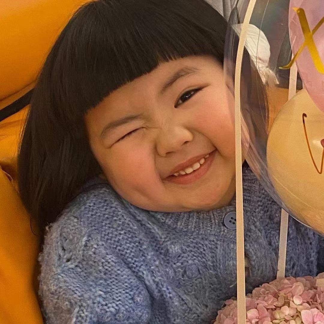 笑笑在奔跑