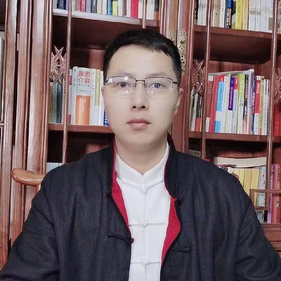 卧龙起名阁