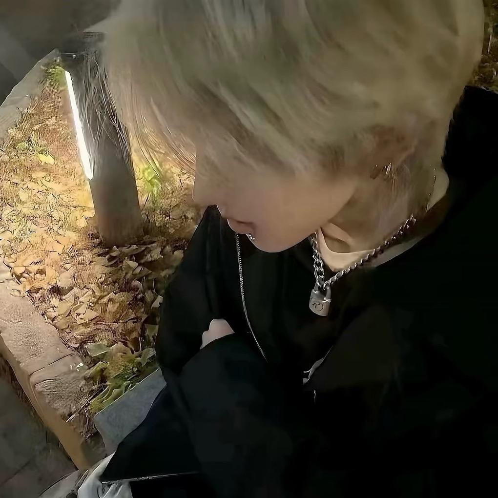 ^_^