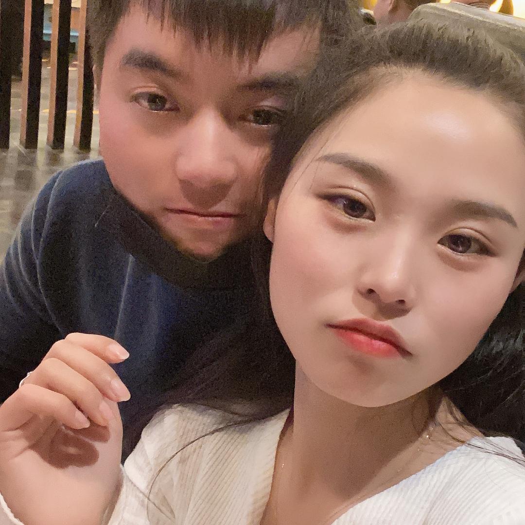 一个