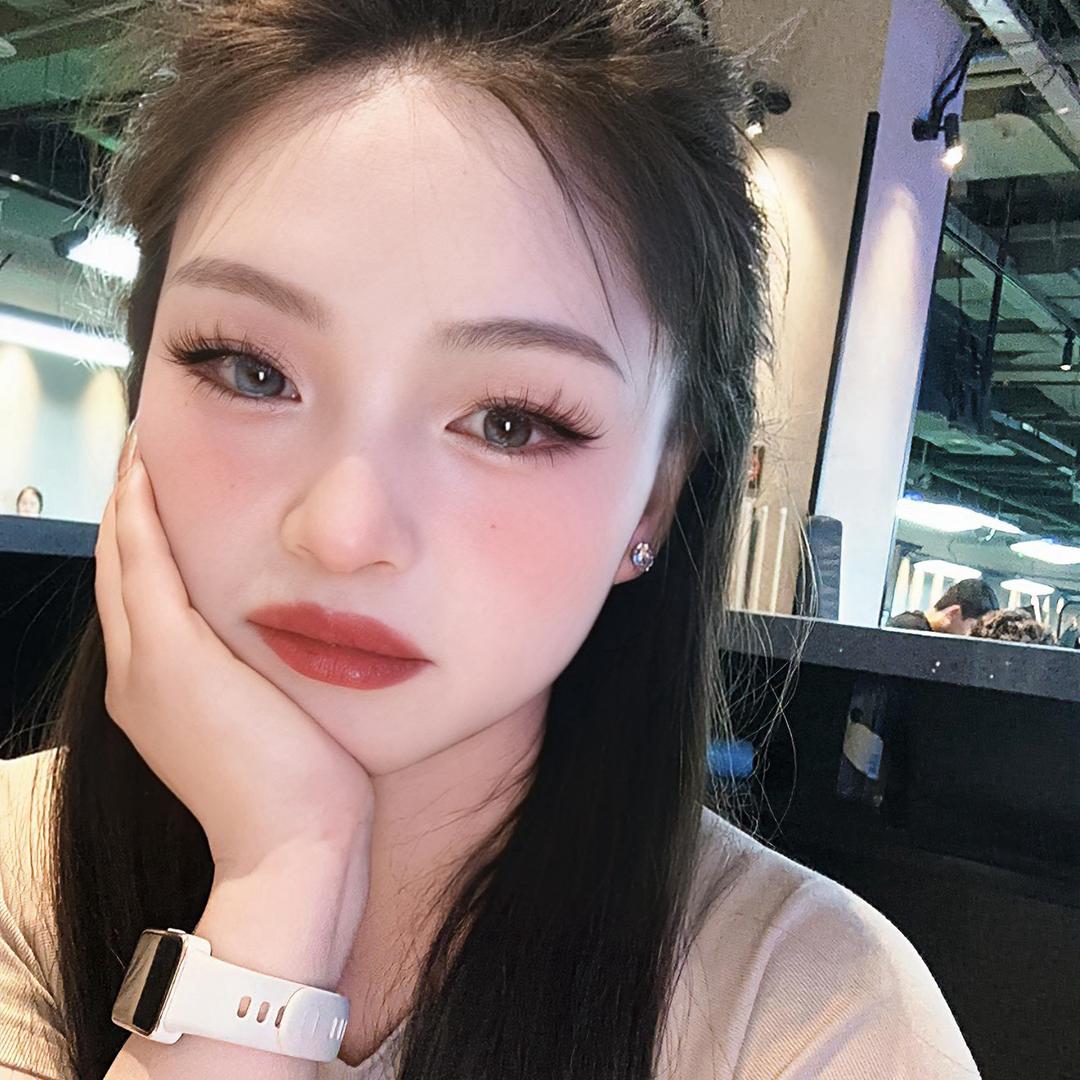 爱吃火锅的川妹子