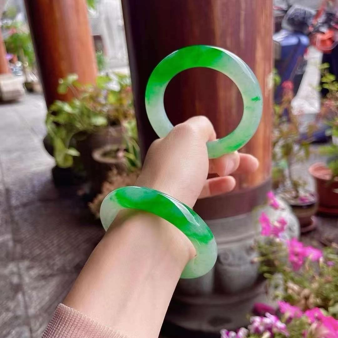 中缅边境手镯优选