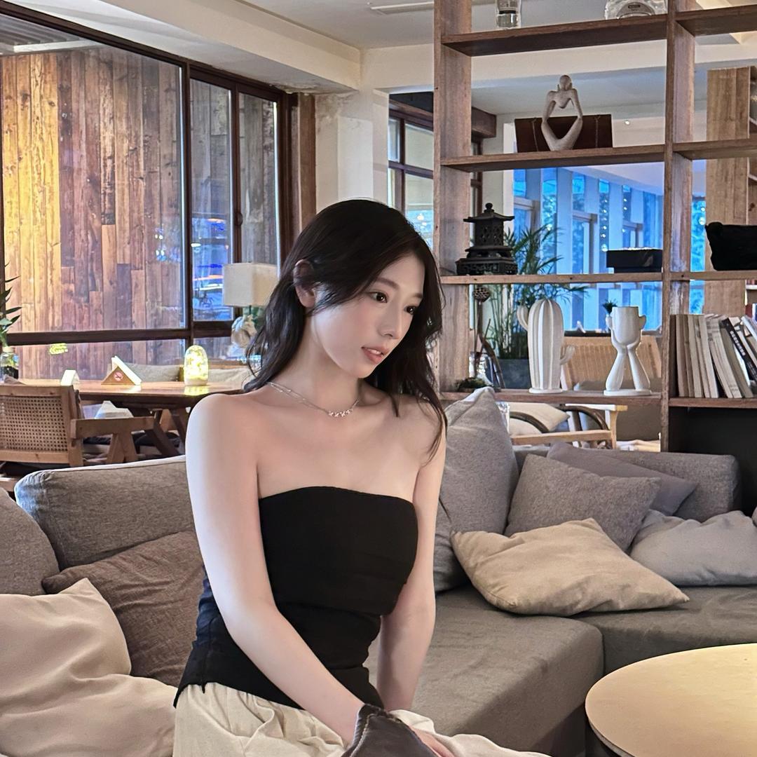 沁沁妮n