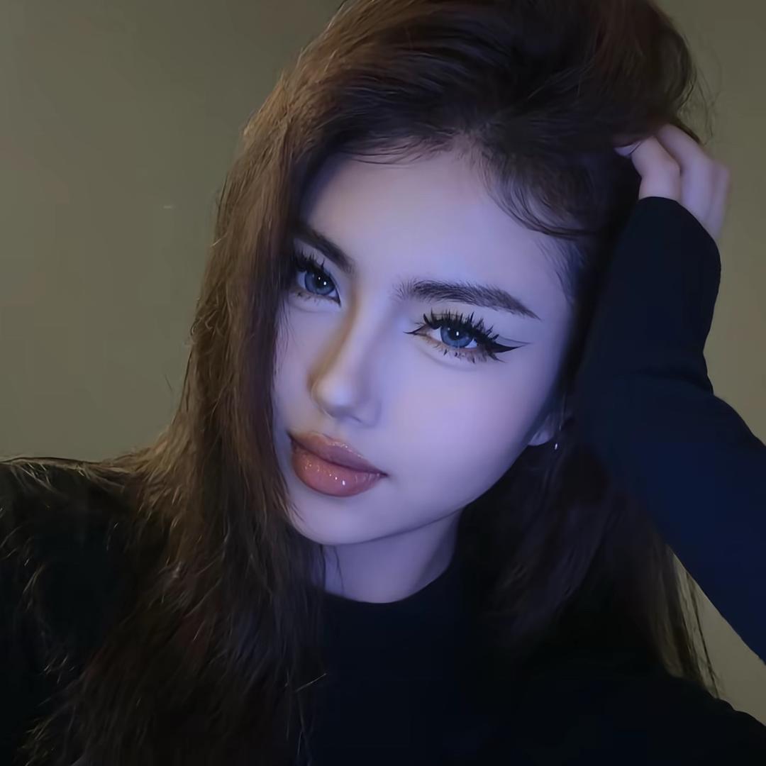 央❦ 央🫶