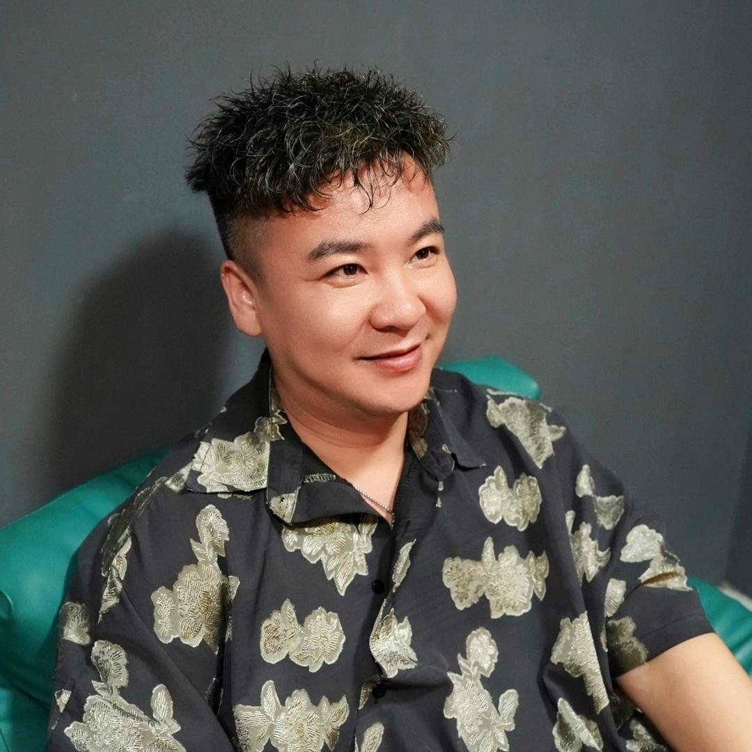 拓尔服饰专营店群豪服饰
