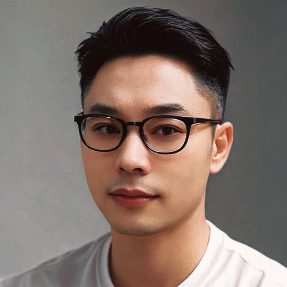 满嘴跑火车的毛毛