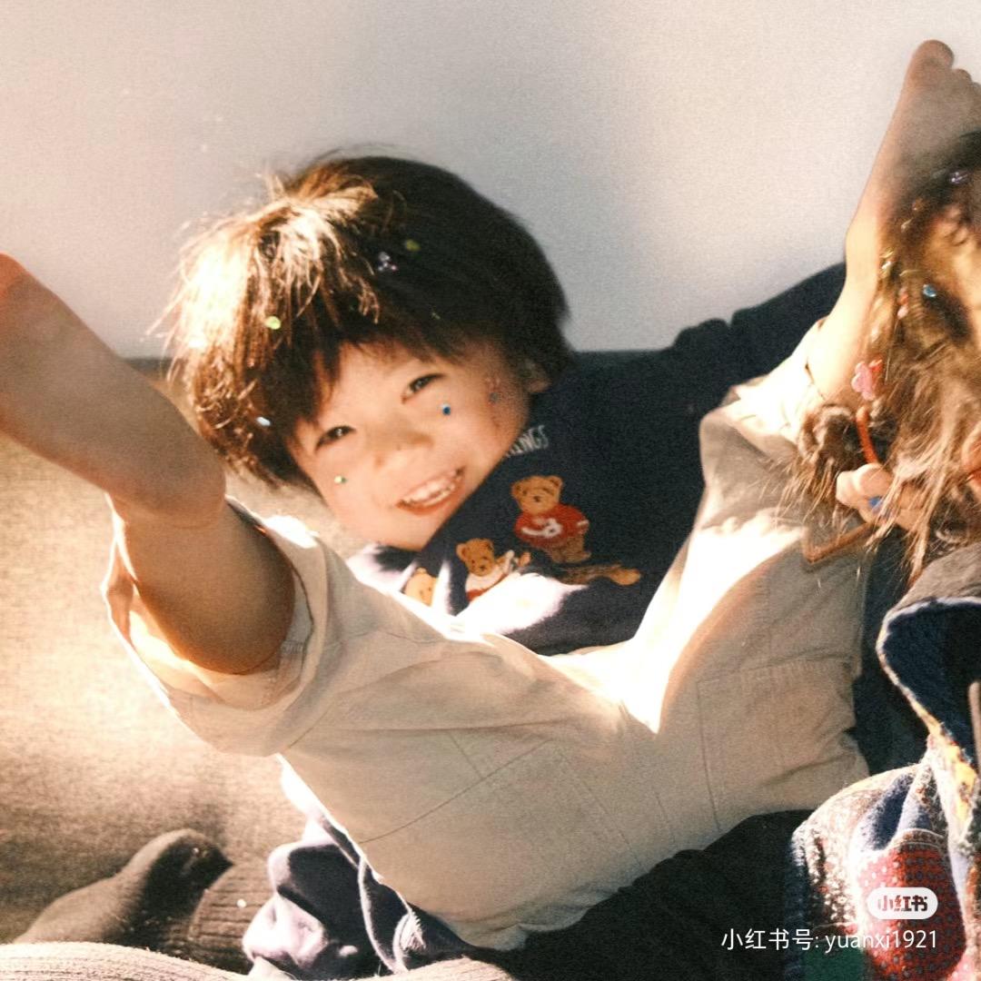 爱画画的小周老师