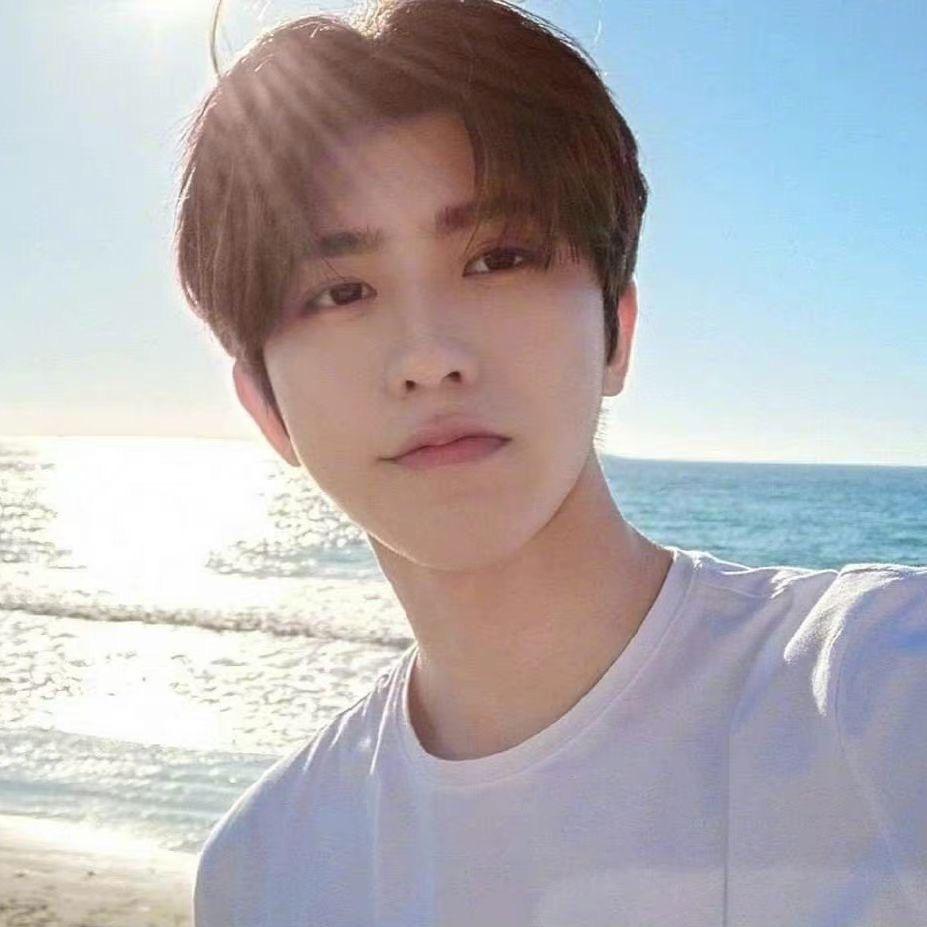 兮格颜想蔡老板带去马尔代夫