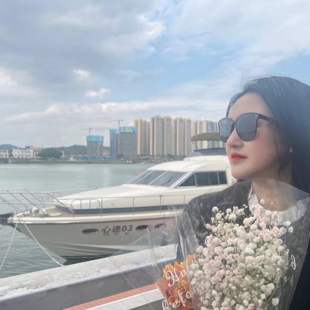 👑 小霞 💋