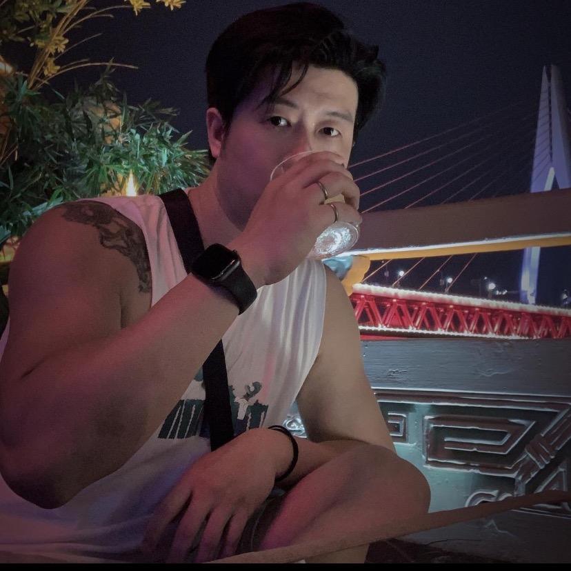 纽扣叔叔