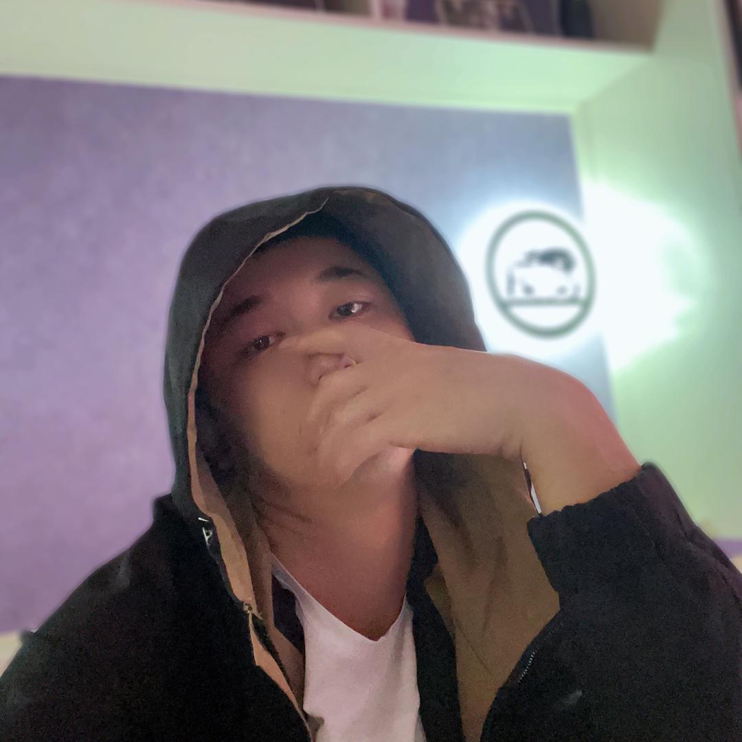 佳茗⁽²⁴⁶¹⁾