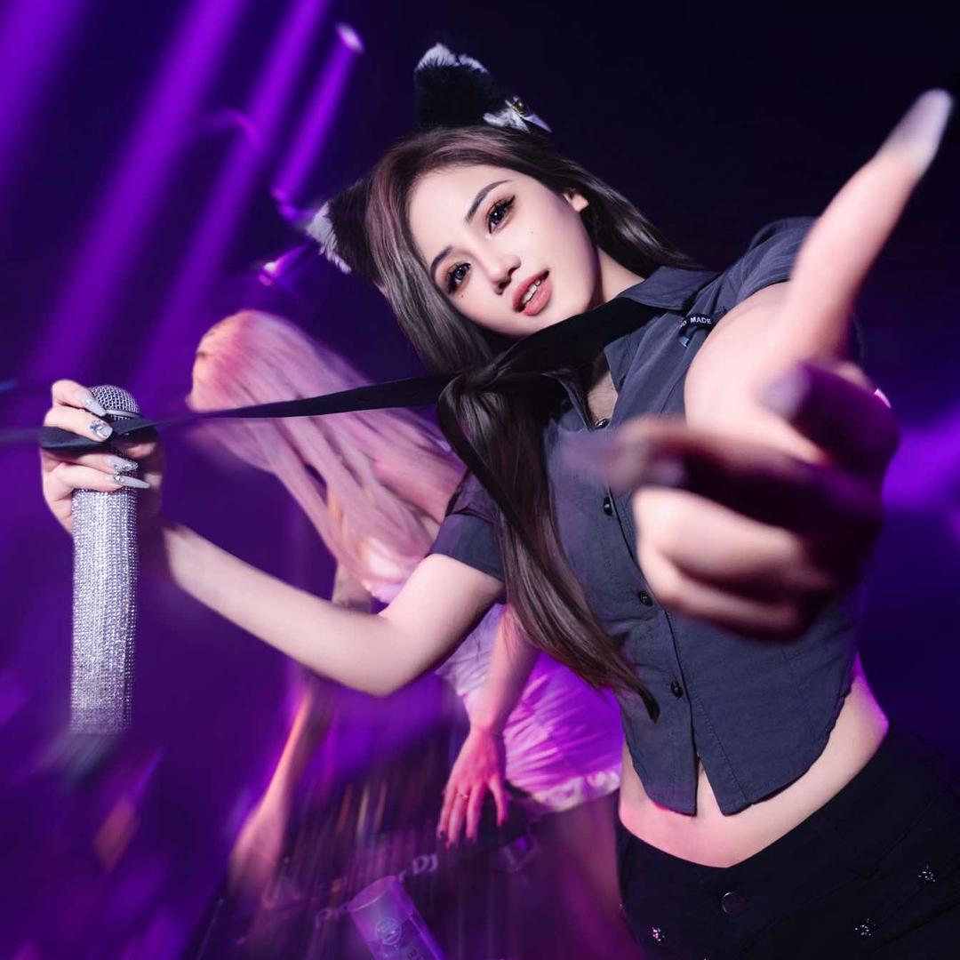 阿卡丽丽丽🖤