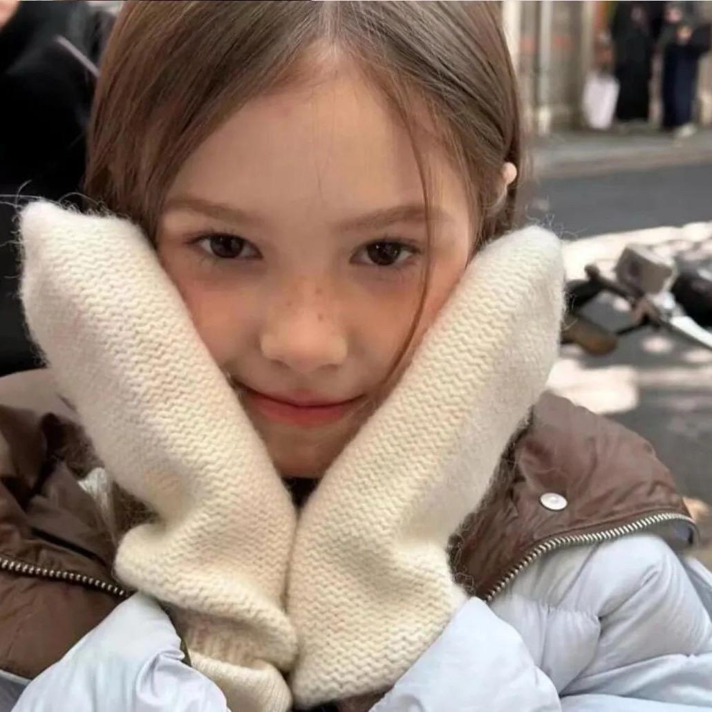 哈哈毛桃🍋（冲200粉🐯）