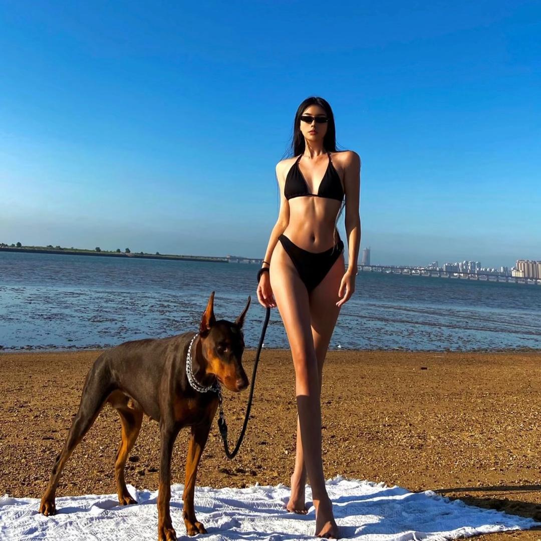 小懒妹.