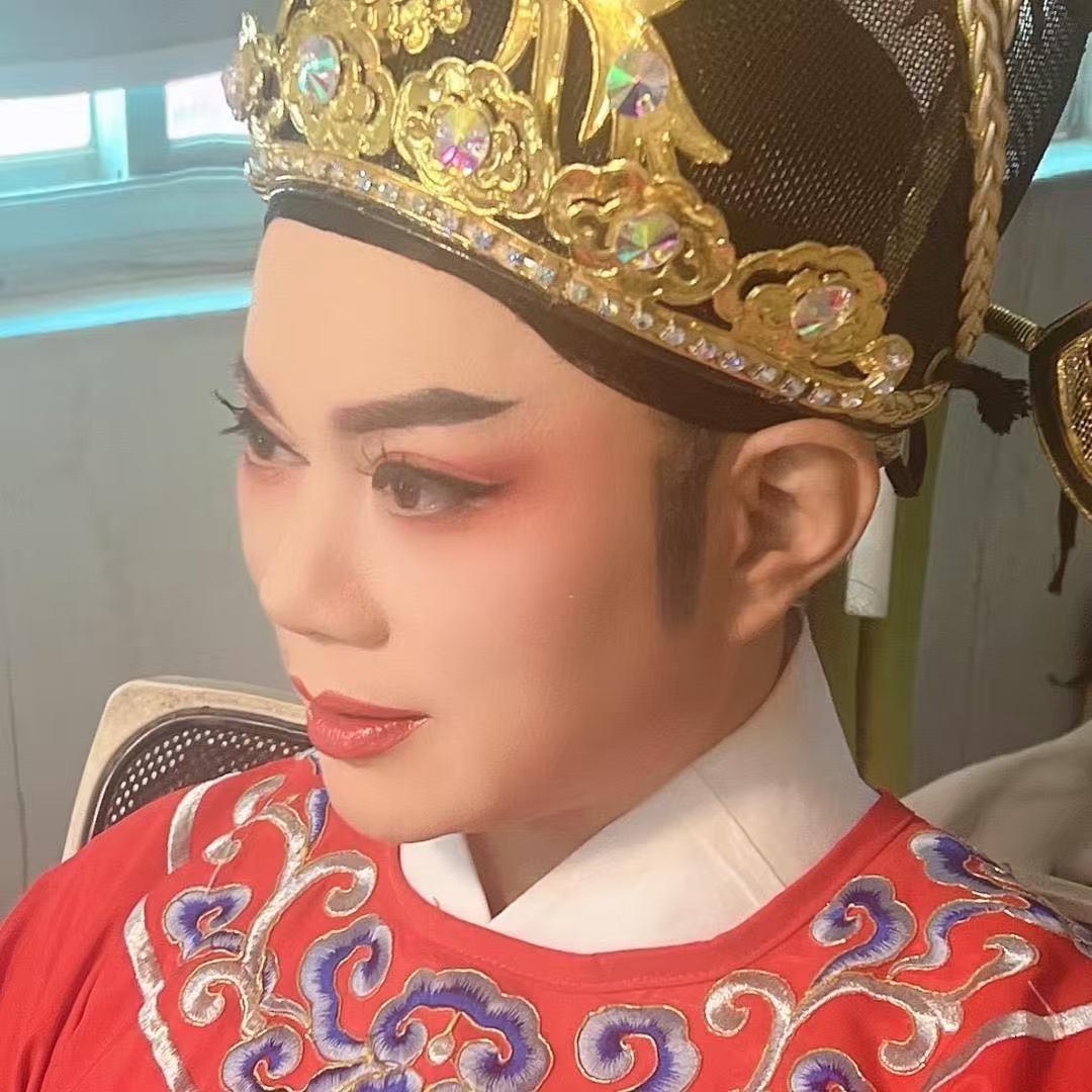 象山亚红姐妹越剧团叶子