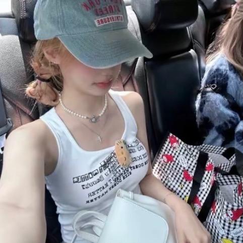 矿泉水瓶