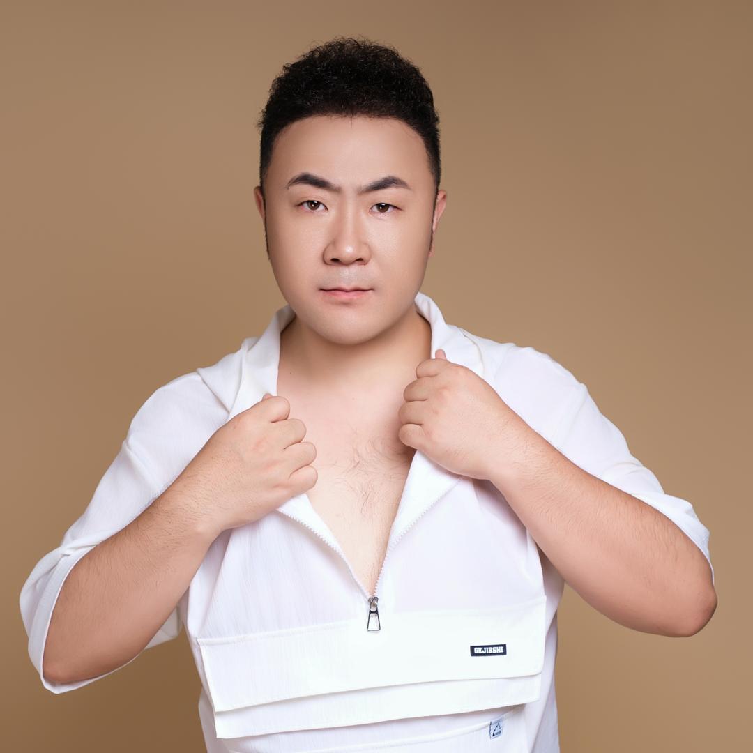 音乐人冯海龙