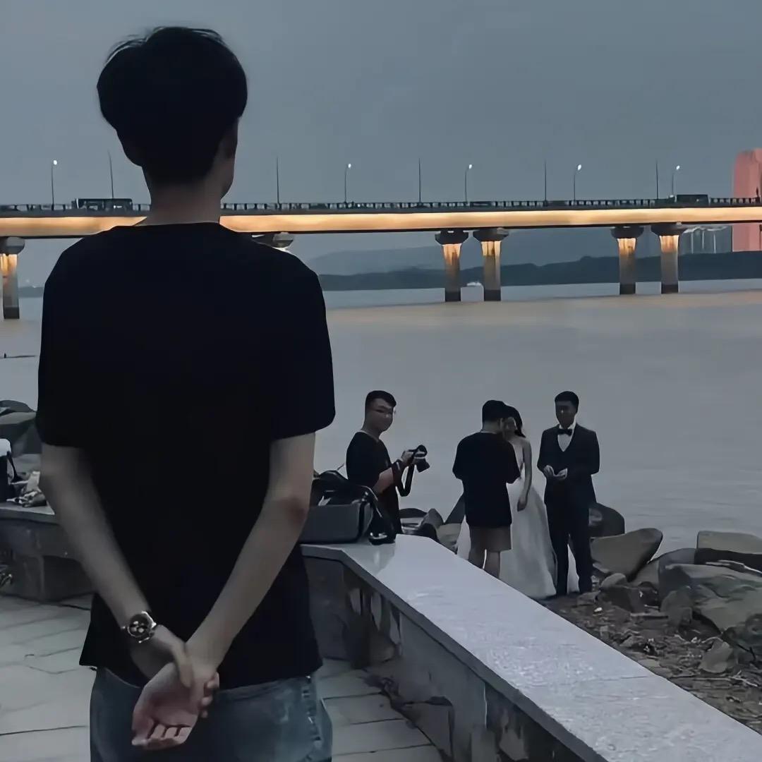 稀赑奇