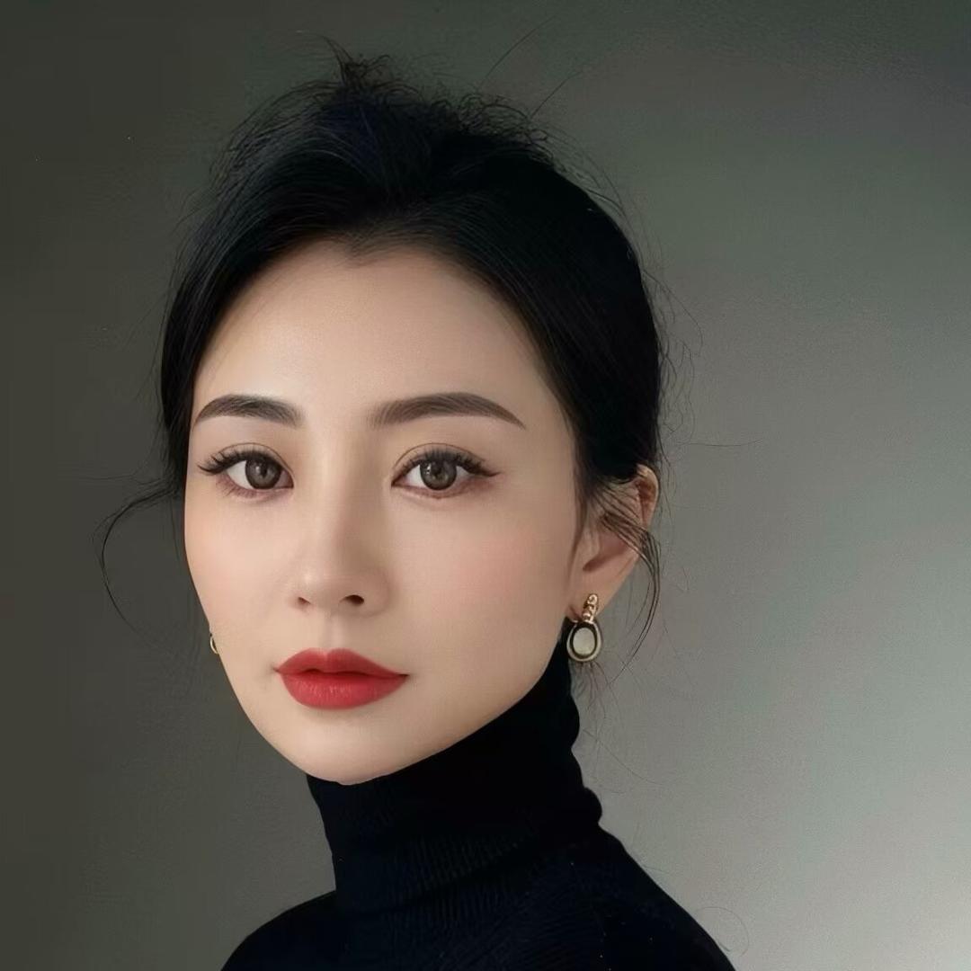 简阳素颜调肤师周周