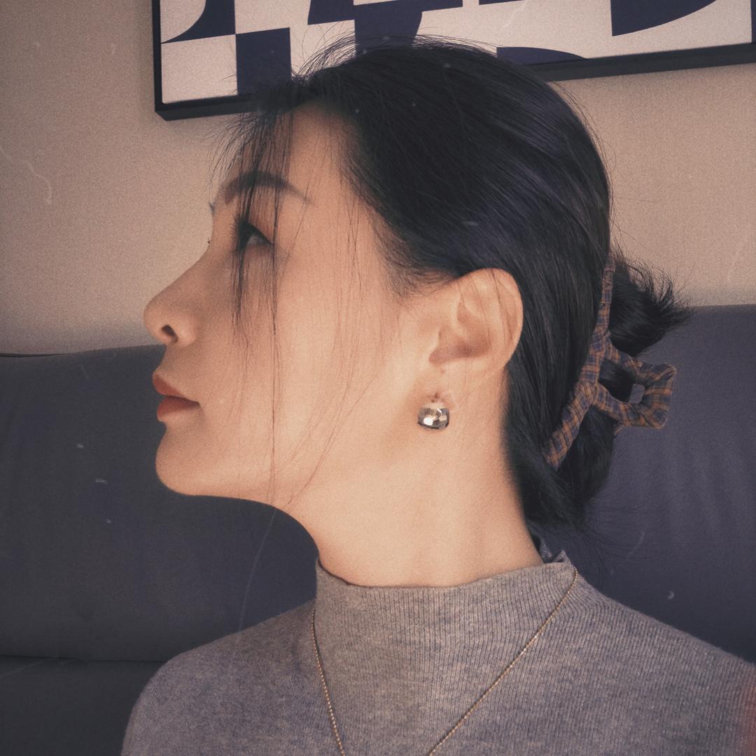影子小姐姐