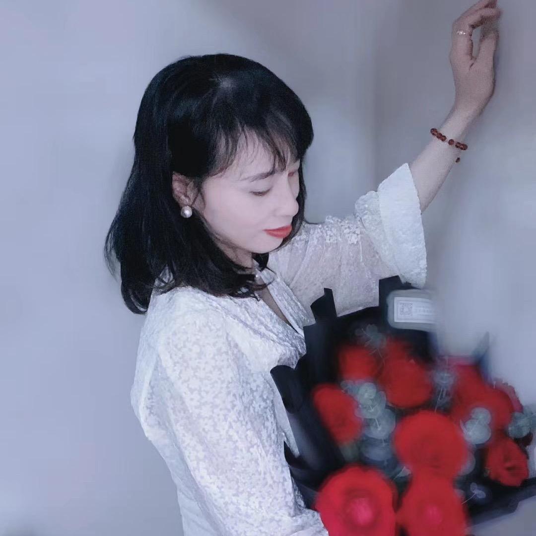 百花丛中一颗葱