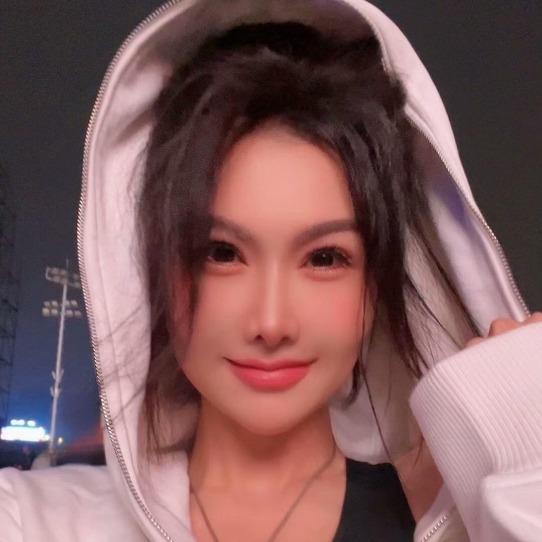 莹莹